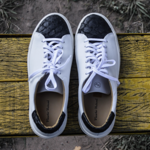 Sneaker de piel vacuno/pirarucus